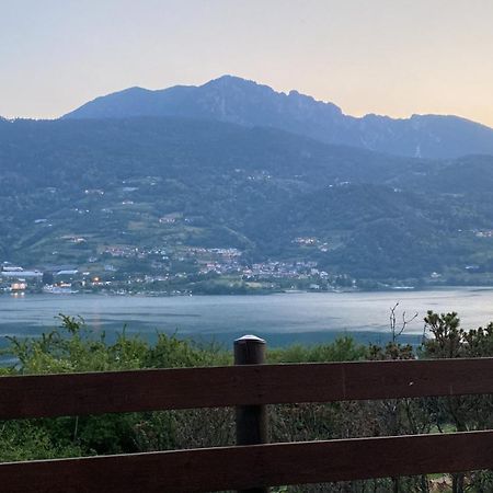 Lake Apartment Ischia Red Tenna Eksteriør billede